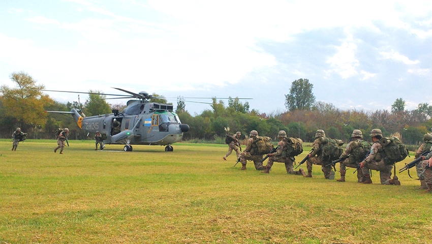 S-61T with Argentine Navy troops